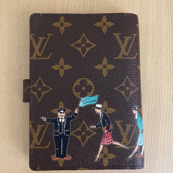 Louis Vuitton Small Ring Agenda Cover - Picture 2 of 11